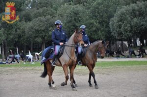 reparto a cavallo della Polizia di Stato