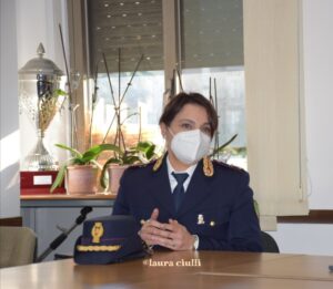 Polizia di Frontiera, Valentina Centrone