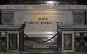 Tomba Beato Giovanni Paolo II