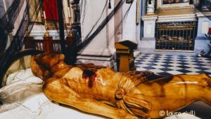 Cristo morto, processione Latera
