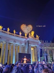 Grace for the world piazza San Pietro Laura Ciulli infinite realtà.it
