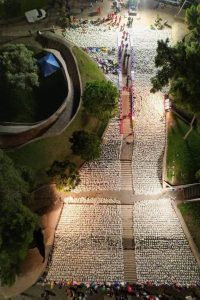 Pacchi solidali miracolo di Natale Cagliari 2025 Nostra Signora di Bonaria infinite realtà.it Laura Ciulli