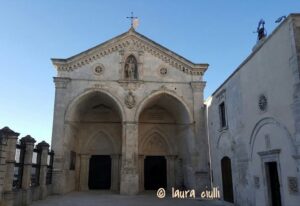 Santuario san Michele Arcangelo Gargano San Michele Arcangelo Gargano Giuliano Maltempi laura ciulli infinite realtà.it Anps polizia di Stato via Micaelica